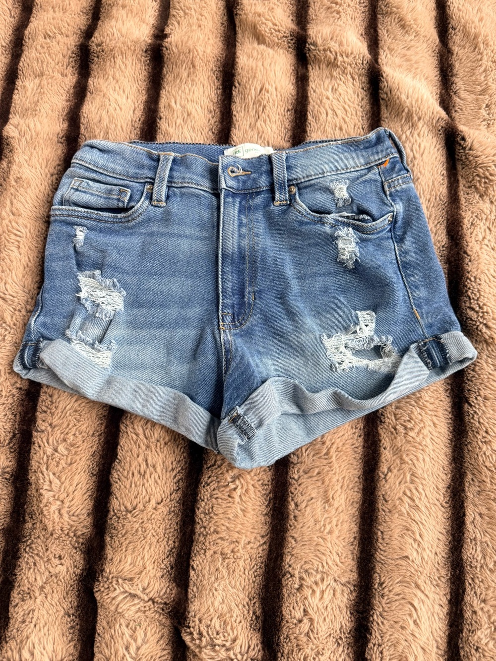 Celebrity Pink ReGeneration Distressed Cuffed Denim Shorts Size 5/27